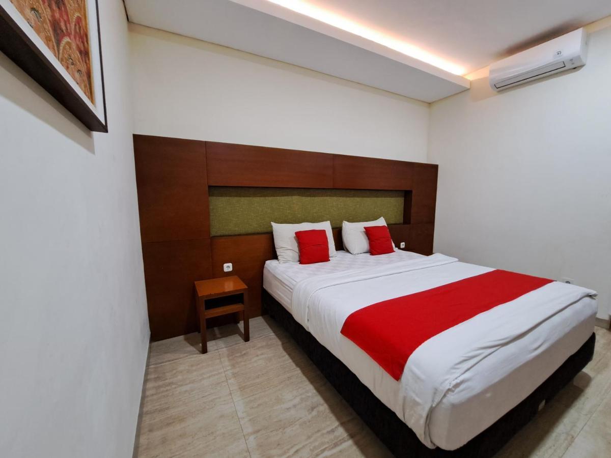 Dewi Uma House Hotell Denpasar Exteriör bild